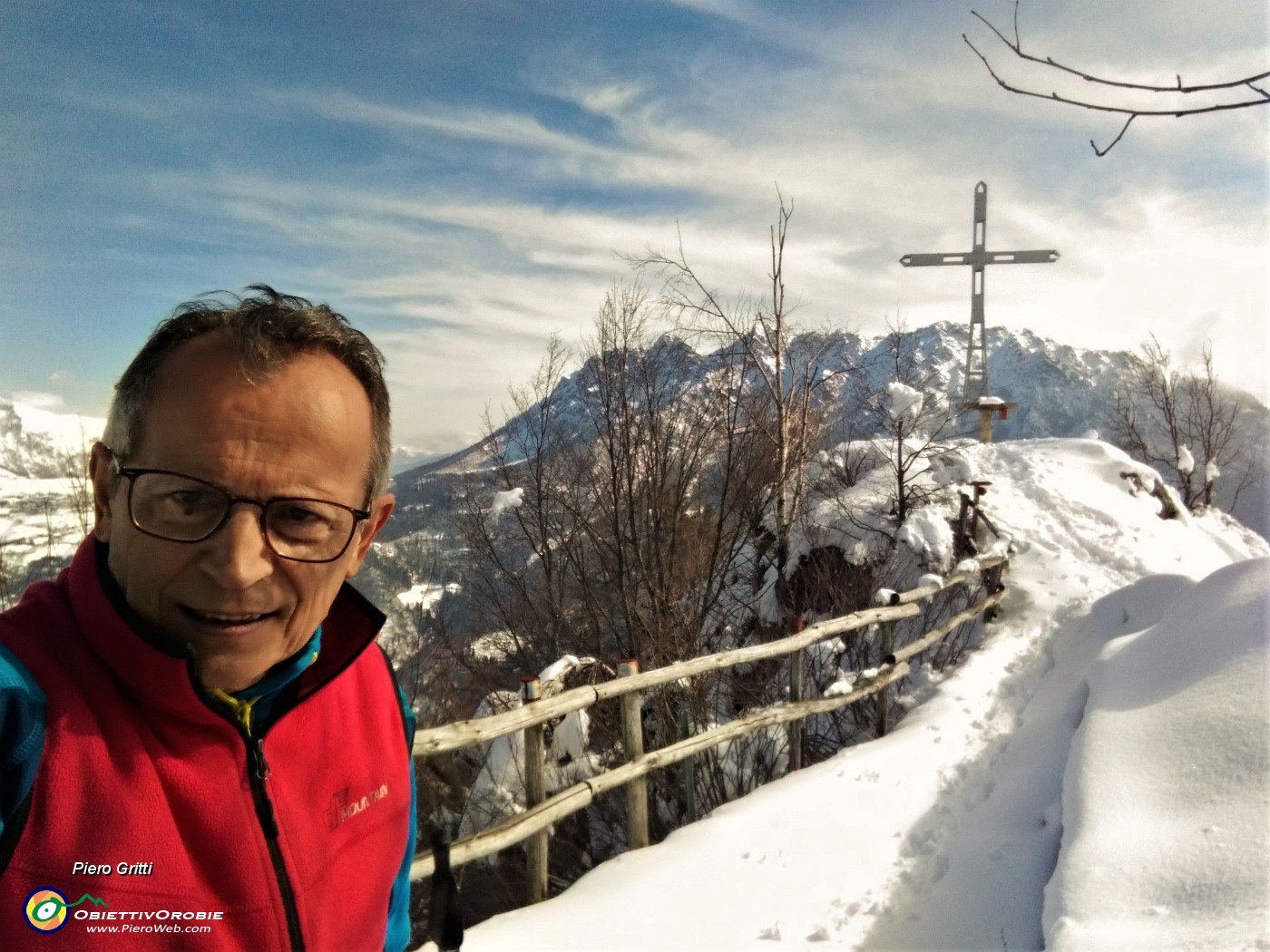50 Angolo punto sosta alla croce del Monte Castello.jpg